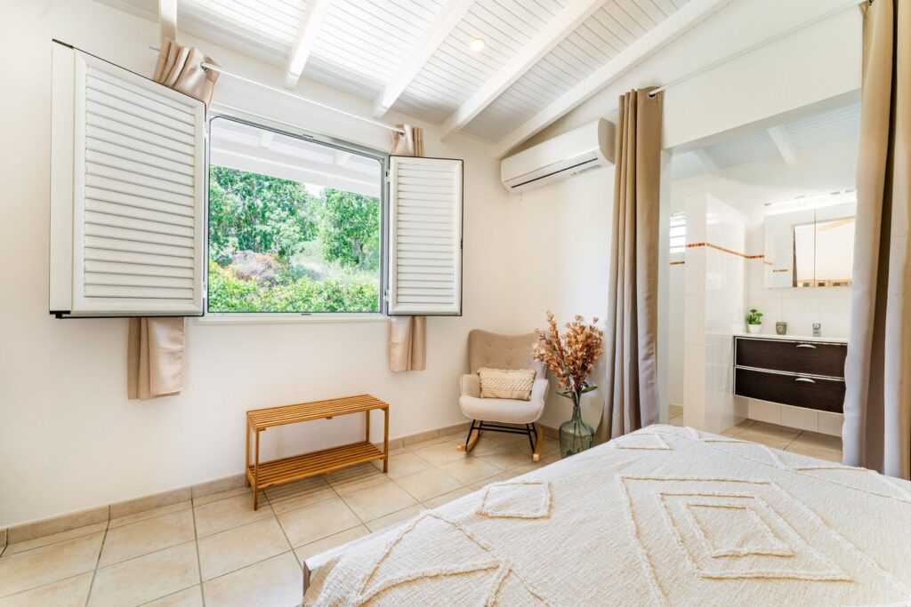 Chambre doree 3 scaled