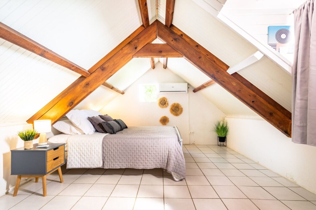 Chambre grise scaled