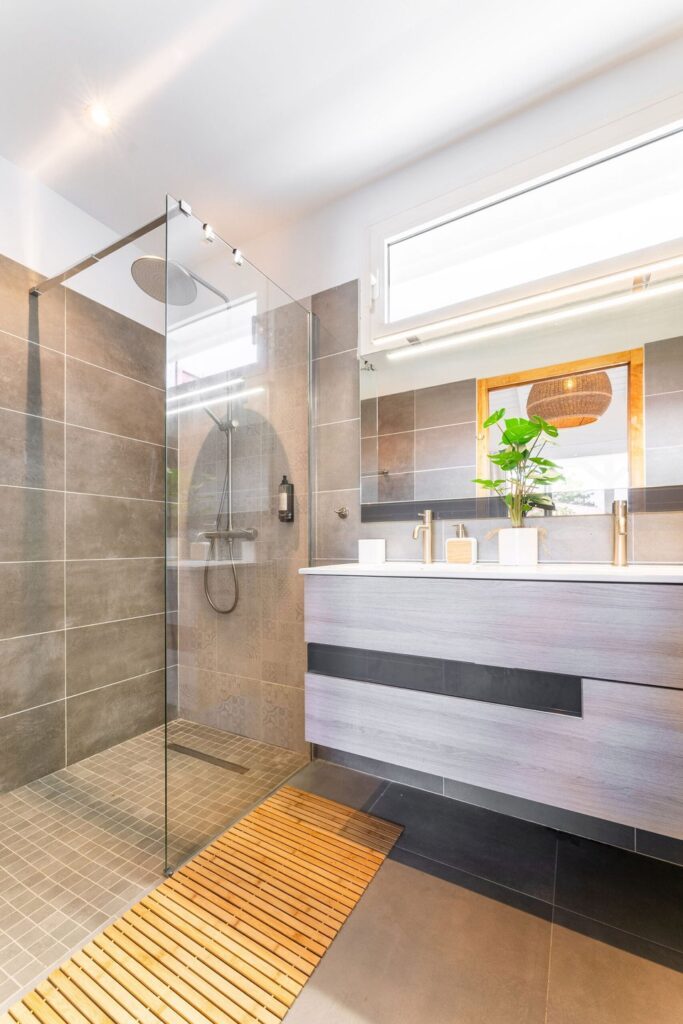 Salle de bain ch 2 2 scaled